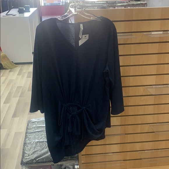 Clothes - Picture 1 of 4